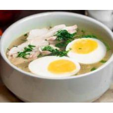 Бульон с яйцом и курицей